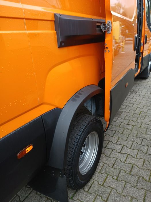 Iveco Daily 3.0   70 210