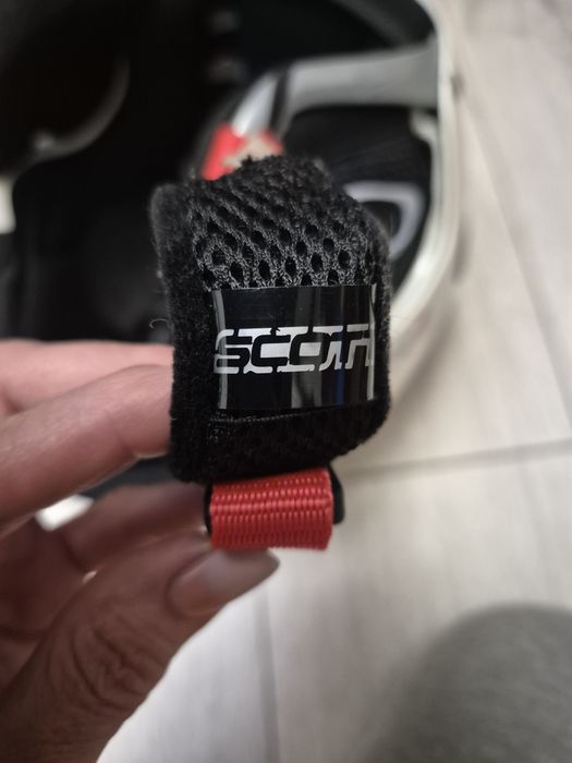 Kask na narty, snowboard