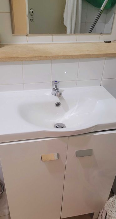 Vende-se T2  (3 assoalhadas) em Massamá