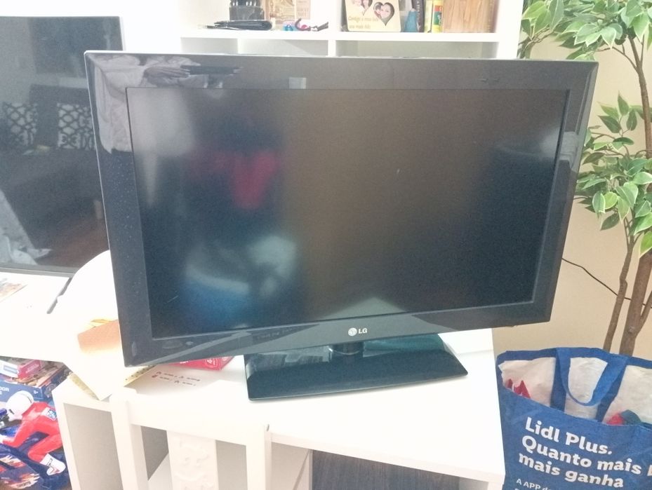 Televisão LG em Bom estado