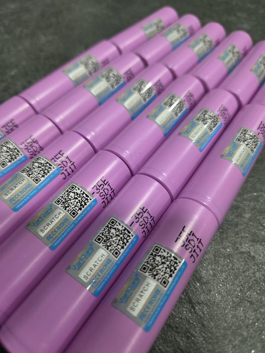 Акумулятор 18650 VariCore 3500mAh Li-ion battery 3.7C