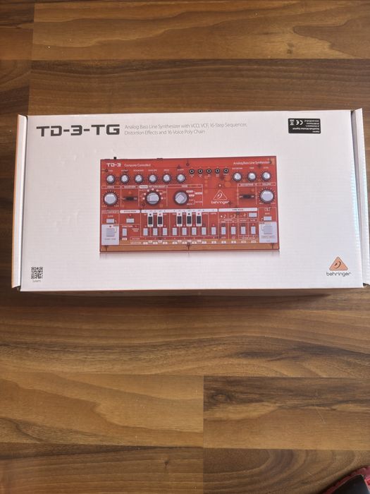 Behringer TD-3-TG syntezator analogowy