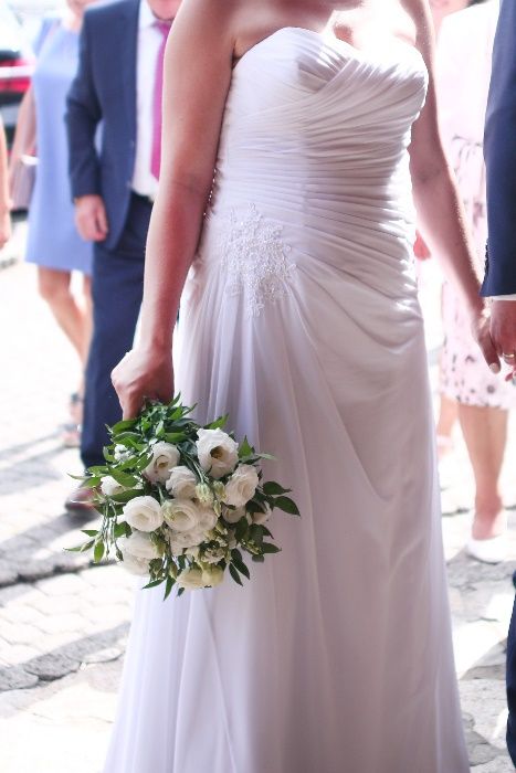 Piękna suknia ślubna