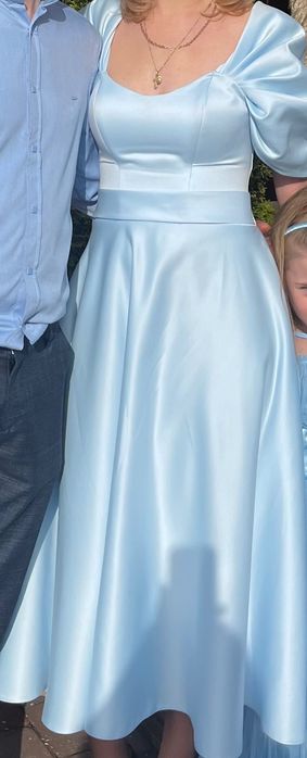 Вечірня сукня блакитна