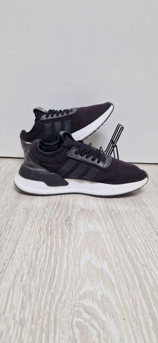 Кросівки Adidas U-Path X