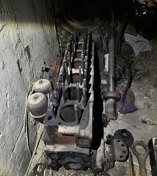 Блок цилиндров Дз 143 ГБЦ А01