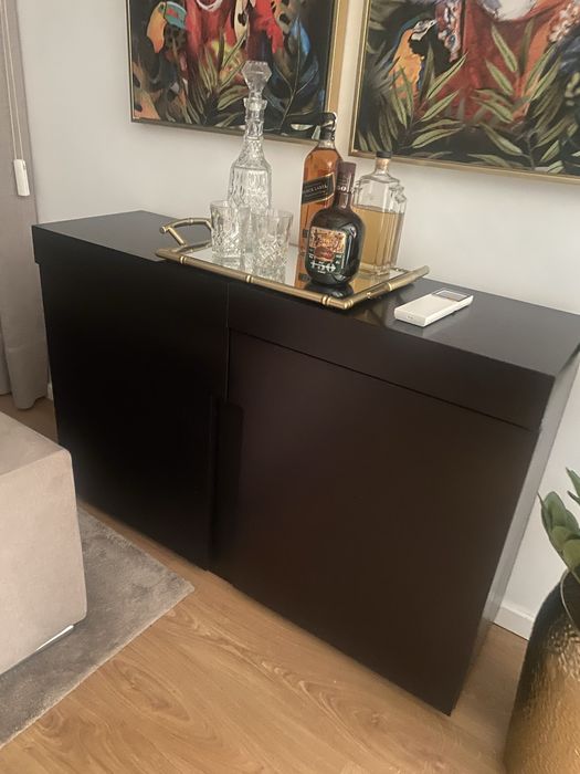 Console com arrumos preta