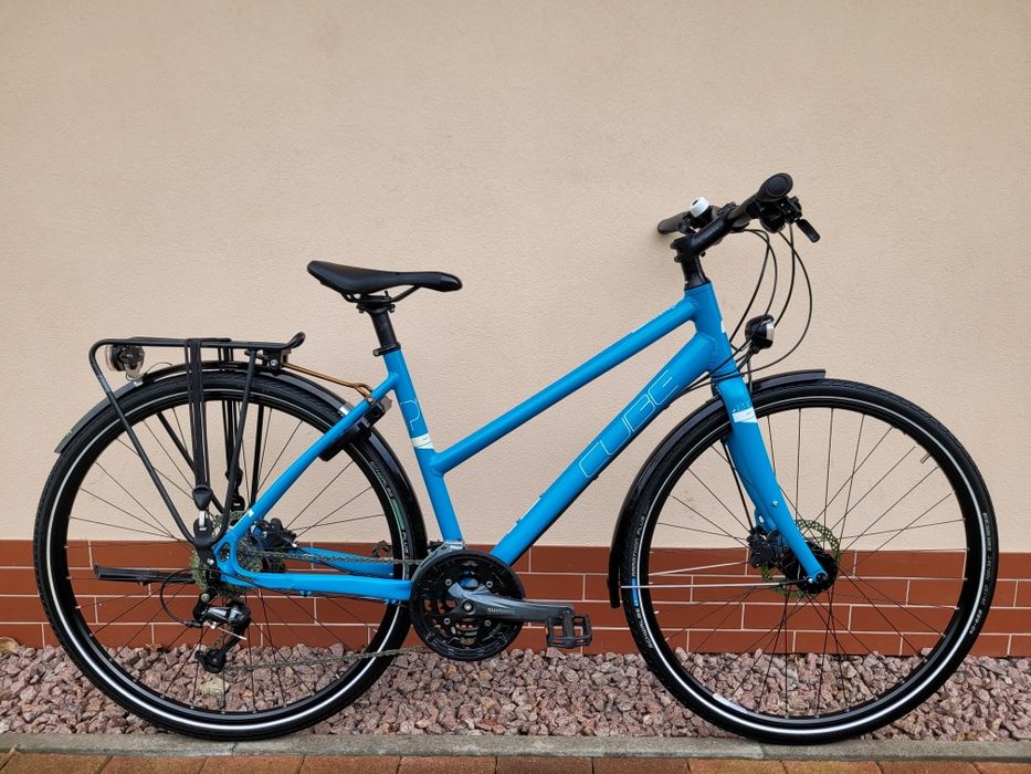 Rower trekkingowy CUBE TRAVEL PRO * tarcze hydraulika * 3x9 * 50 cm