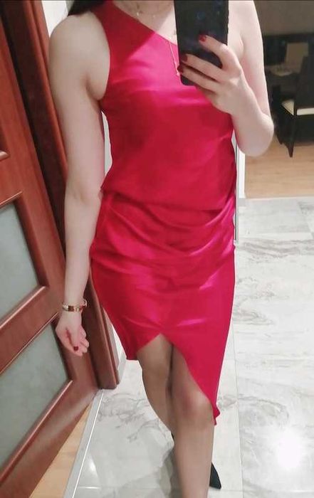 Ognista czerwień , asymetryczna ASOS 36