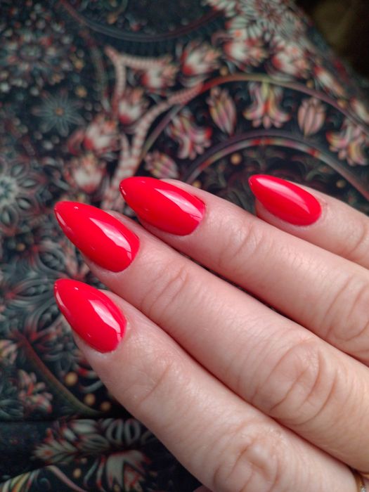 Manicure hybrydowy 75 zł