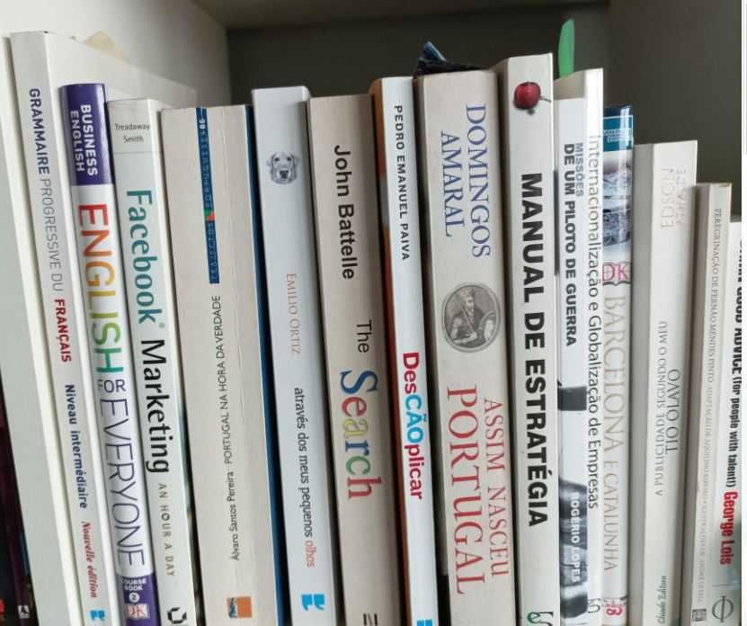 Livros Variados - Bom Estado