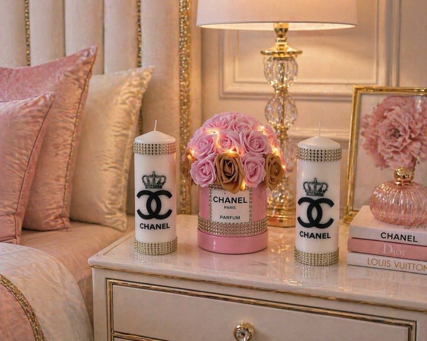 Flower Box z róż piankowych dekoracja glamour Chanel Versace prezent