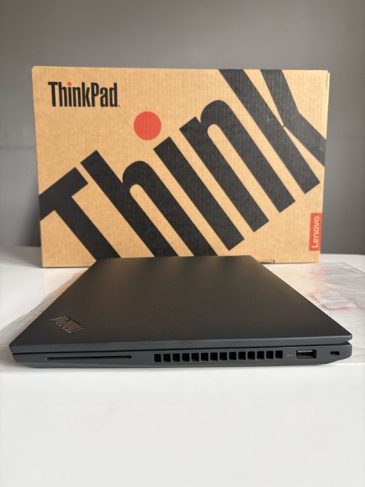 Laptop Lenovo ThinkPad P14S 16GB, 512GB Nvidia T550 4GB Win11 Pro, LTE