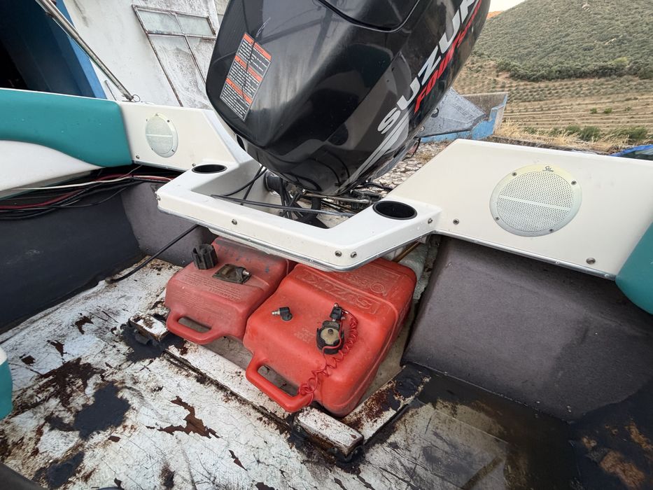 Bayliner capri 1700 com motor susuki 70hp 4stroke