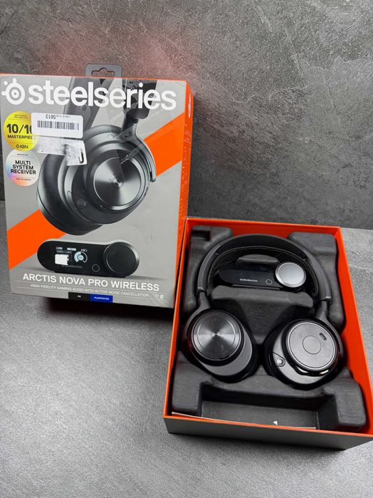 Геймерська гарнітура SteelSeries Arctis Nova Pro Wireless