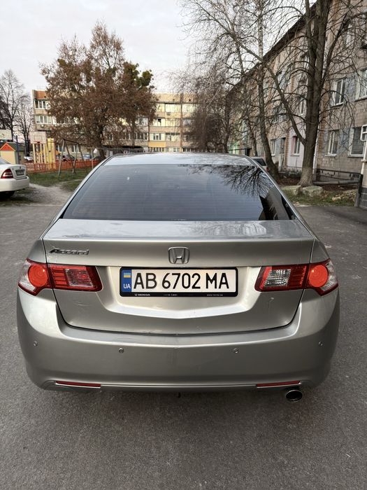 Honda accord 8 2.0 автомат 2010 г.