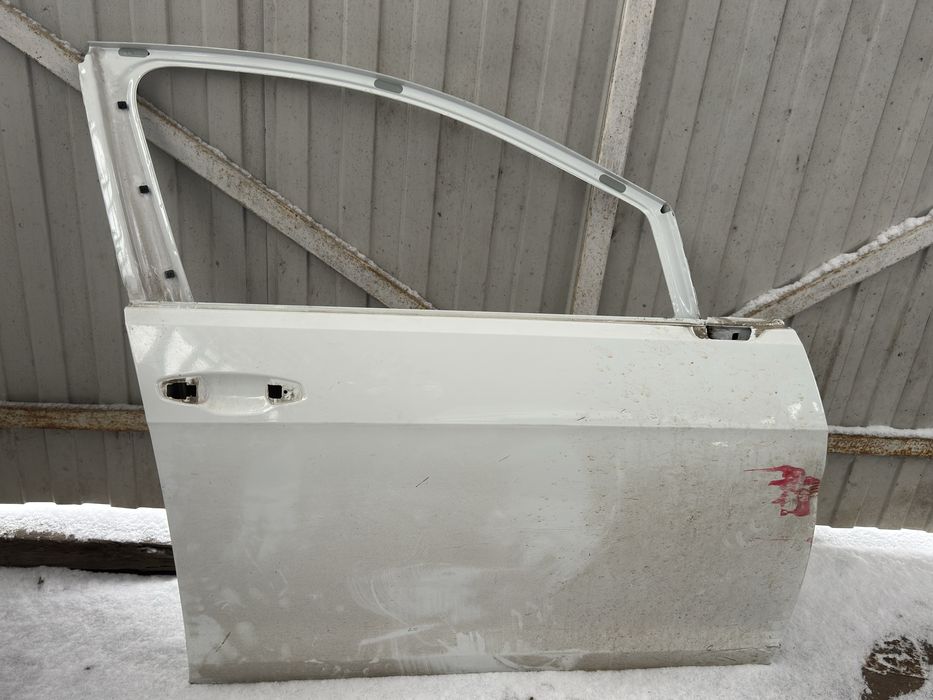 Двері передні праві VW Golf 7 Volkswagen 2013-2020р