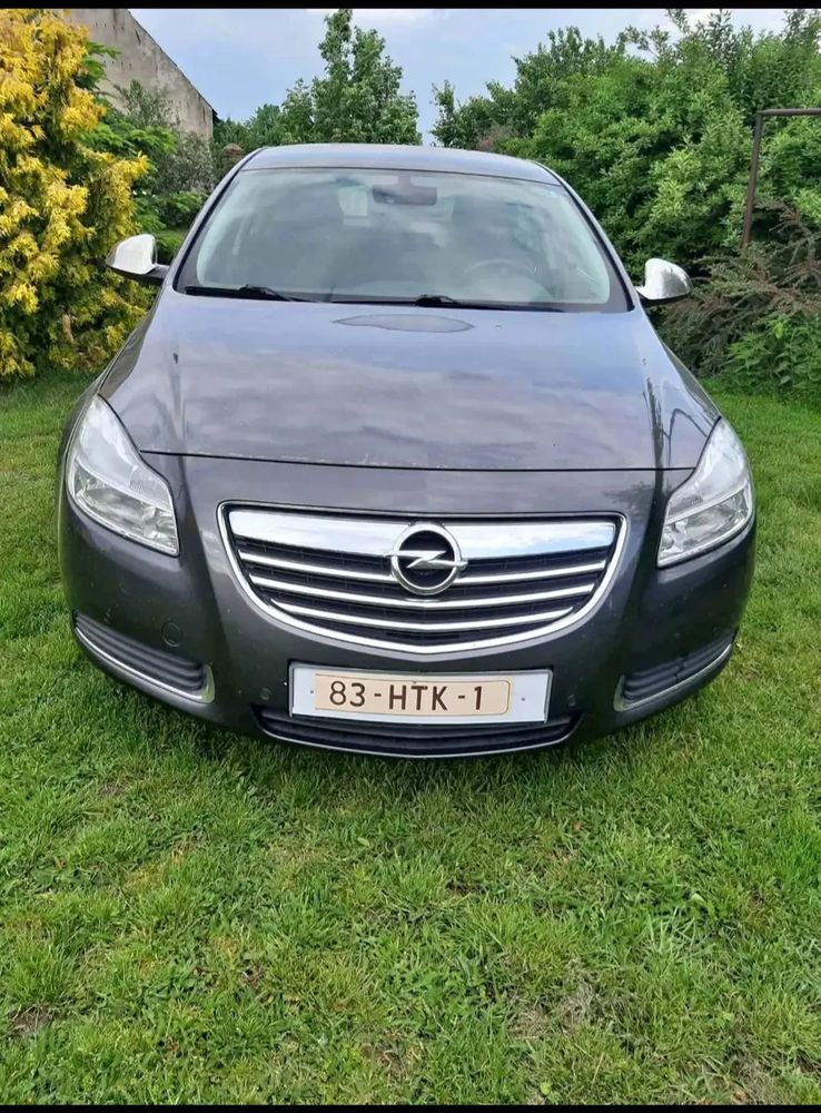 Opel Insignia 1.8