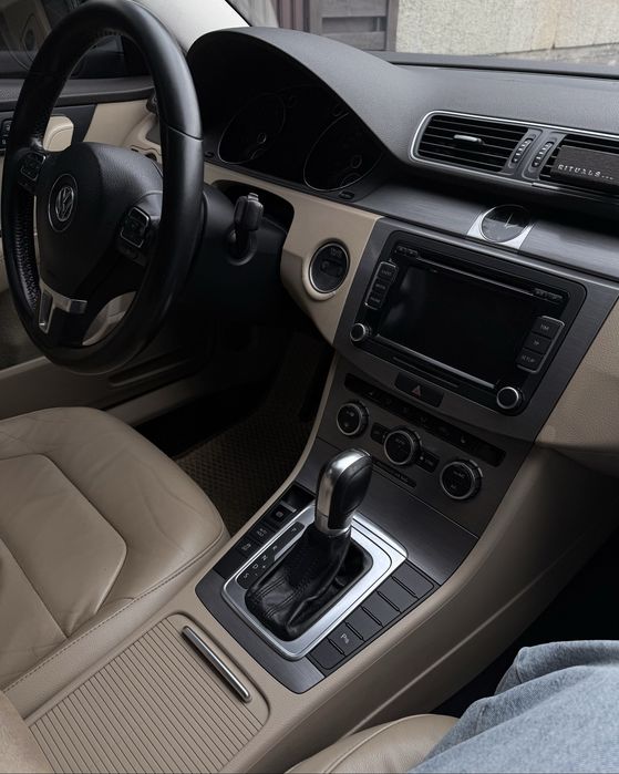 Volkswagen Passat B7 2012
