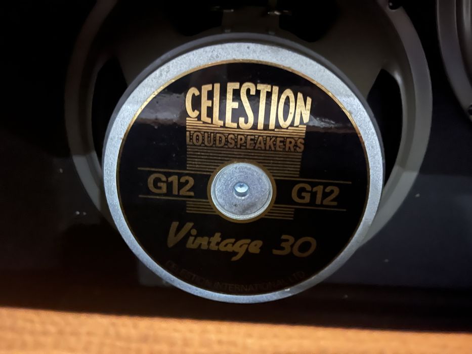 Coluna Orange PPC212 com Celestion V30