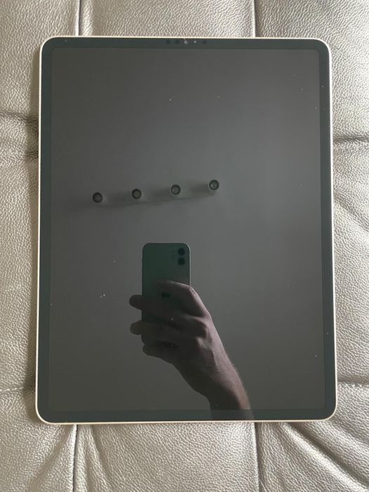 iPad Pro 12,9” M2 256GB — estado irrepreensível