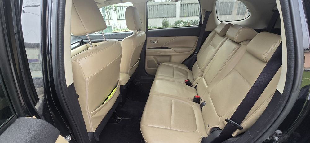 MITSUBISHI  Outlander 2019