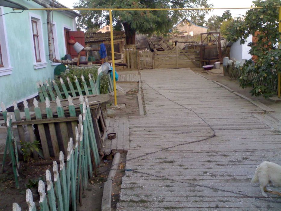 Продаю хату в селі Коблеве