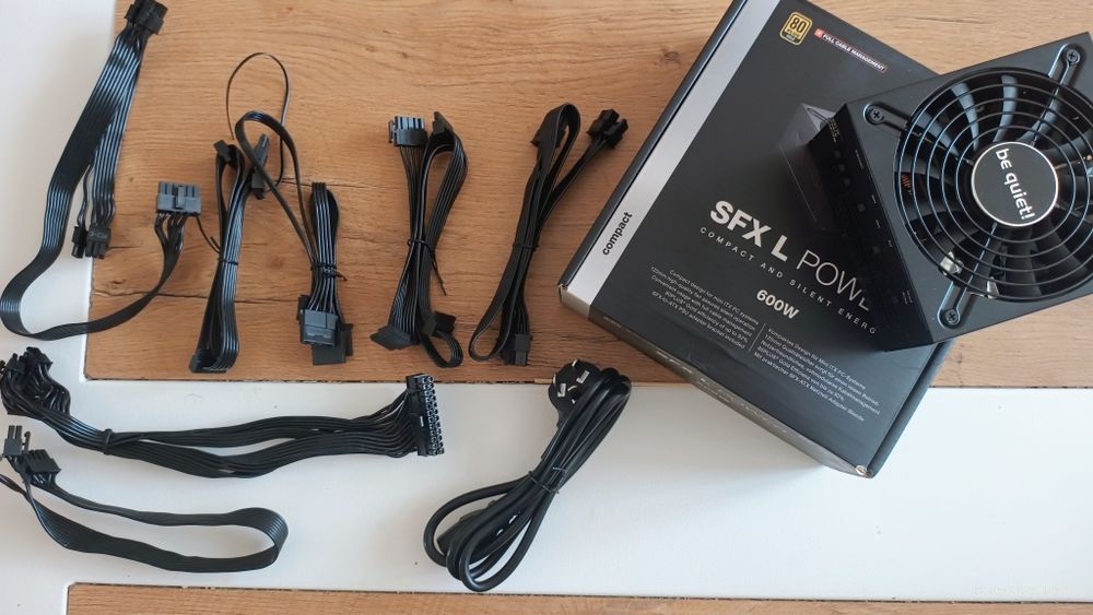 Zasilaczbe quiet! SFX L Power 600 W -  80 Plus Gold