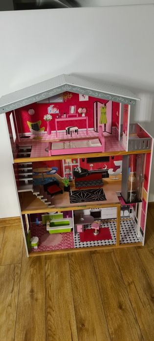 Domek do lalek duzy
