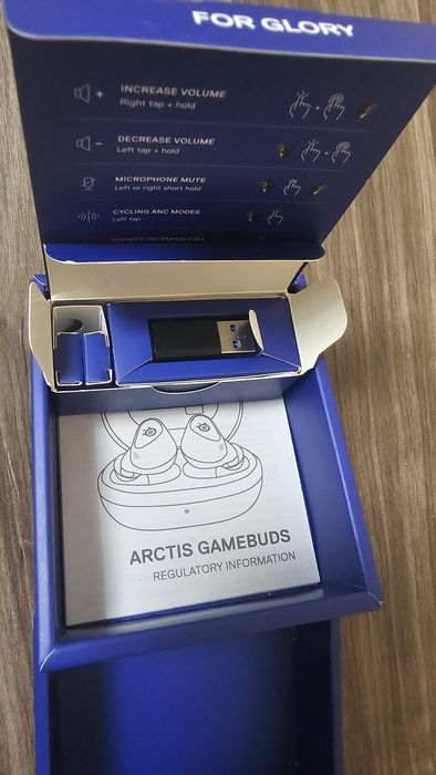 бездротові геймерські TWS-навушники SteelSeries Arctis GameBuds