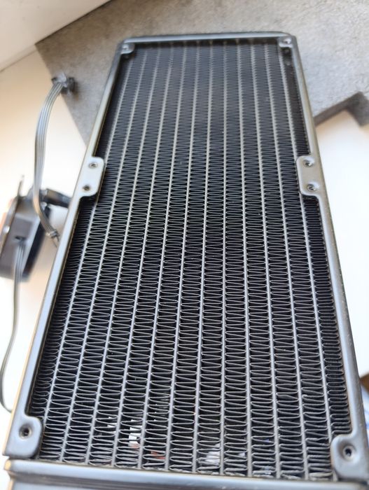 Водяне охолодження Corsair Hydro H100x 12 В