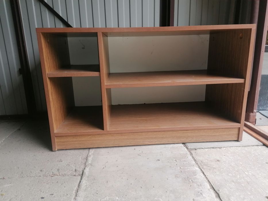 Szafka do przedpokoju na buty lub do pokoju pod tv telewizor