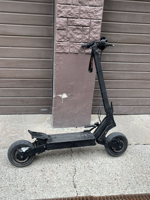 Sprzedam Kukirin g4 2024r castom