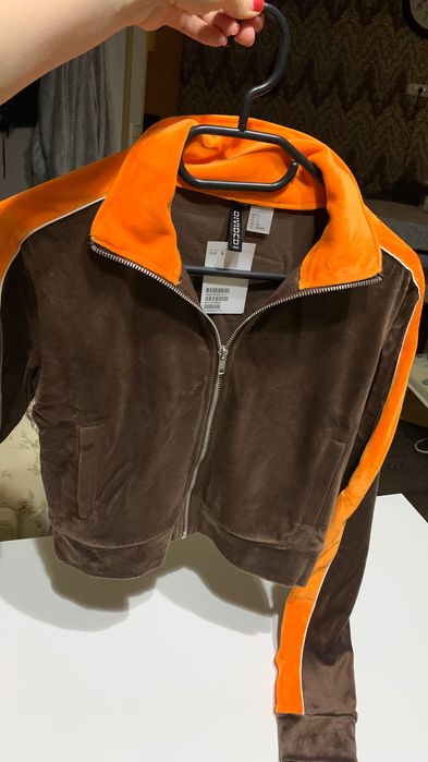 Кофта велюрова HM