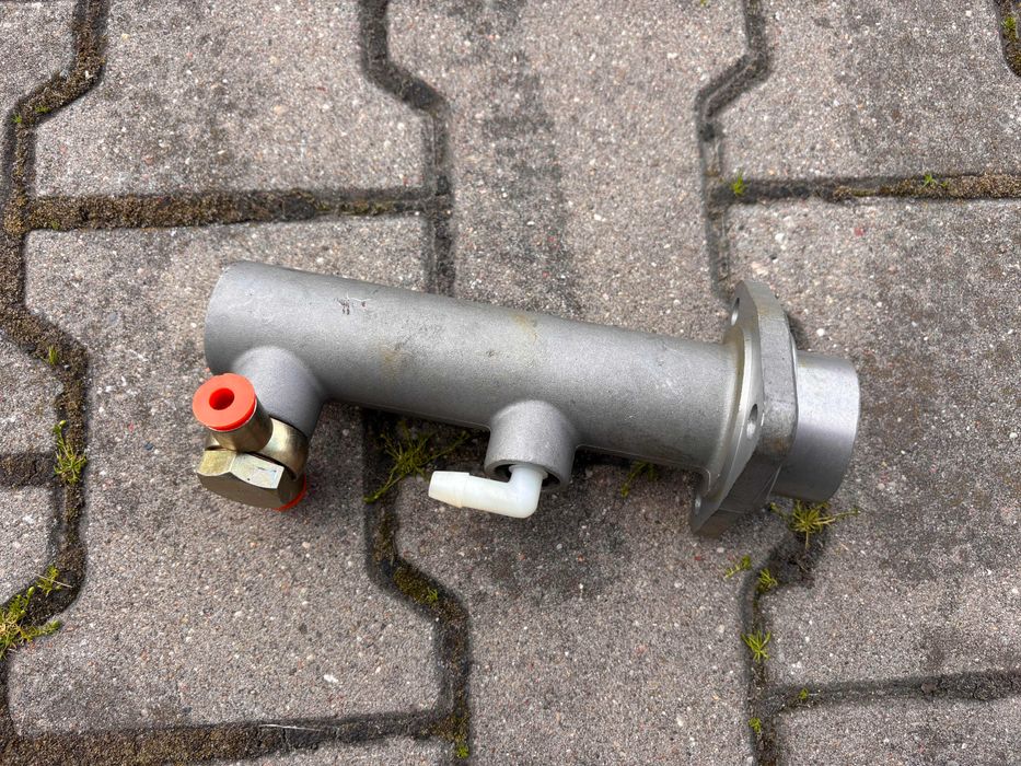 POMPA HAMULCOWA wózek widłowy GPW ZREMB GLIWICE 3210, 4000, 202T