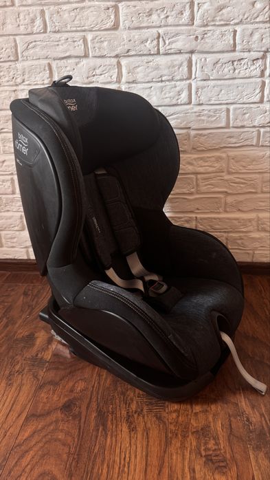 Автокрісло Britax Römer TRIFIX2 i-SIZE (Blue Marble)