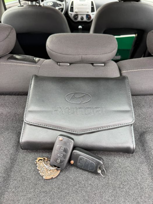 Hyundai i20 | 2012 | Muito Estimado | Revisão Feita