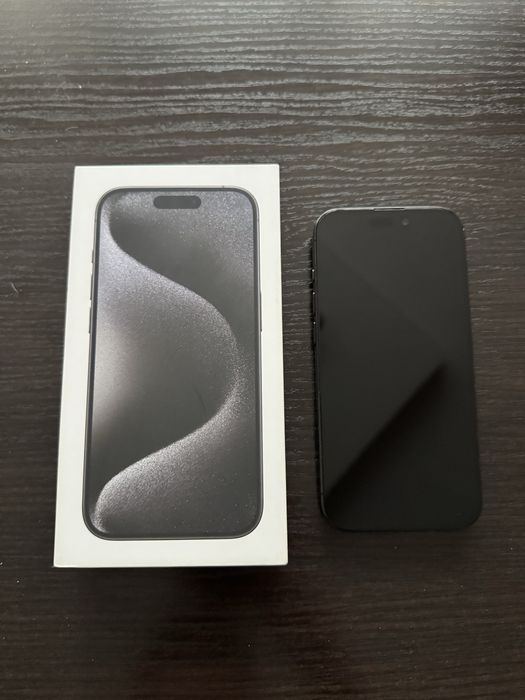 iPhone 15 Pro w idealnym stanie jak nowy, 100% sprawny