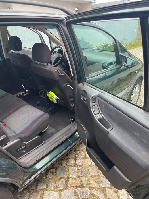 Opel Zafira 2001
