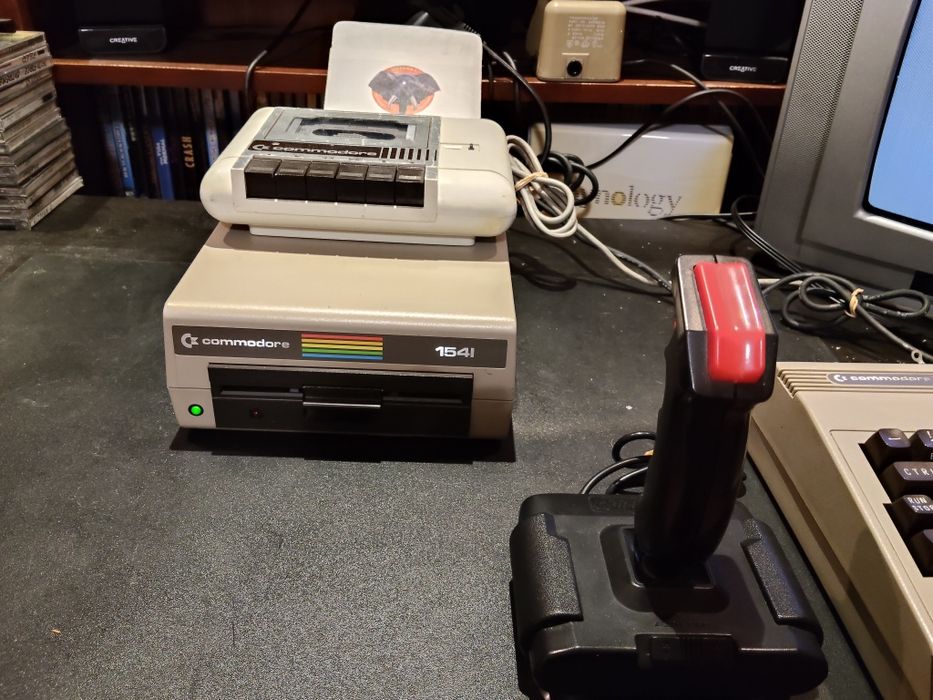 Computador Commodore 64 Breadbin