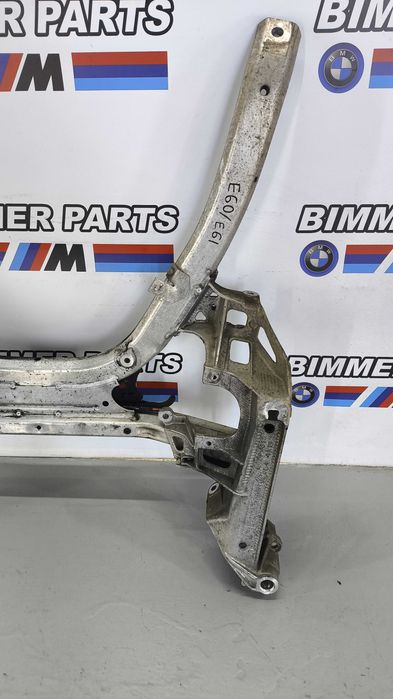 Charriot/Eixo Frontal BMW Serie 5/6 (E60/E61/E63/E64)