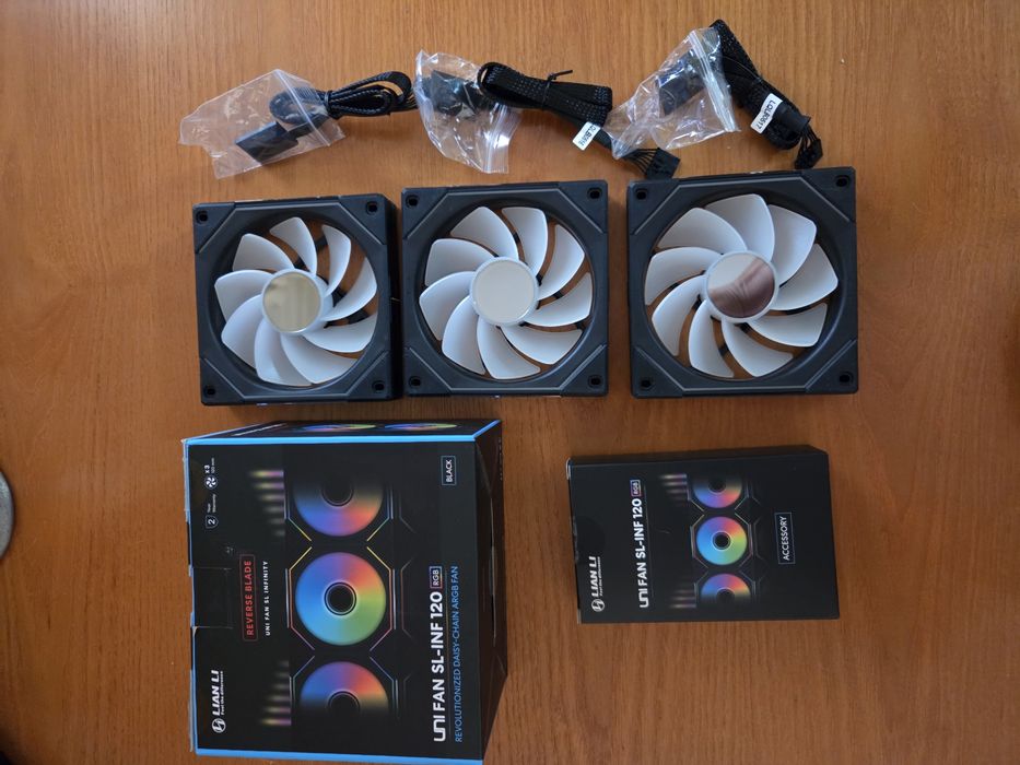 Ventoinhas lian li  Uni Fan infinity  Reverse Blade novas garantia