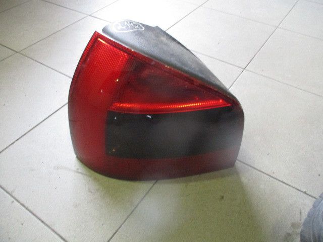 Farolim esquerdo AUDI A3 (8L1)