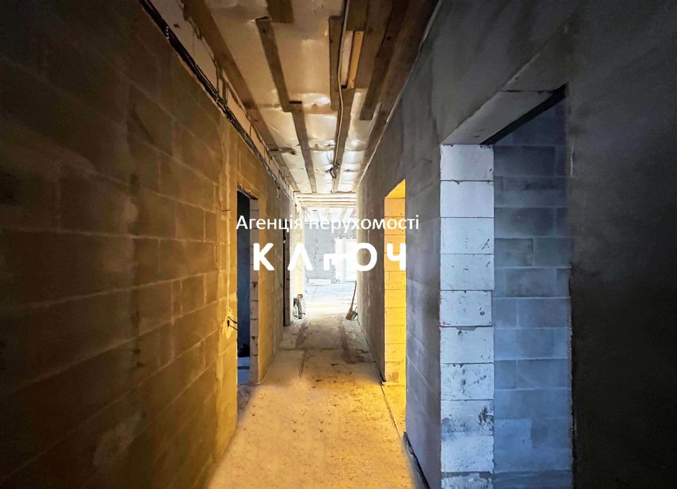 Продам будинок на Новомиколаївці (Новобудова)