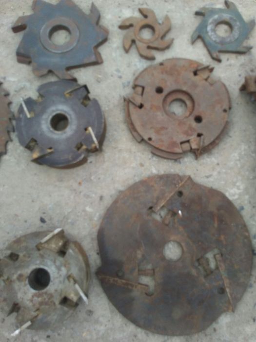 Вал на фуганок,циркулярку: 1 000 грн. - Електроінструмент Суми на Olx