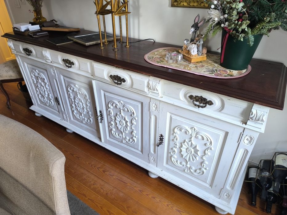 Móvel aparador antigo