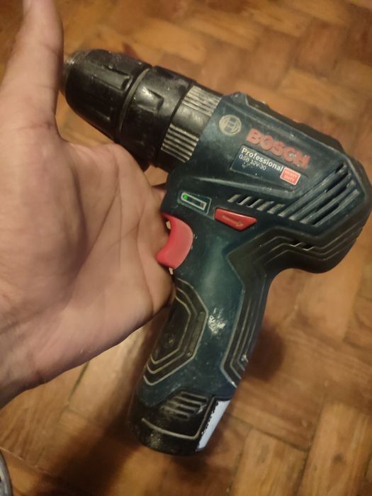 Furadeira Bosch GSB 12V-30 Professional