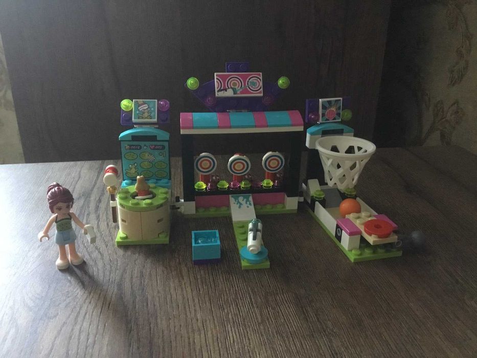 Продам Lego Friends (оригінал) ігрові автомати Мії
