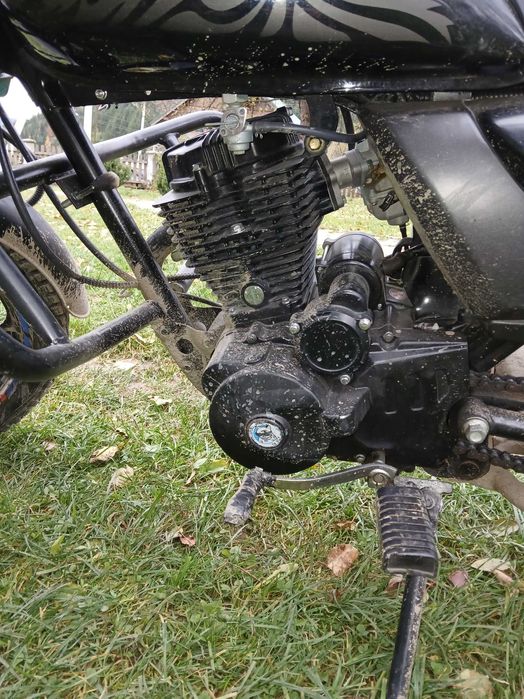 Продам мотоцикл SPARK