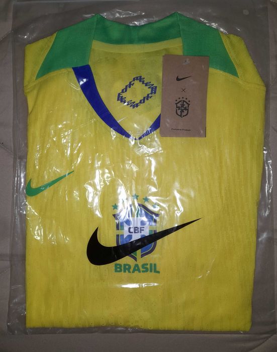 Camisolas desportivas NOVAS